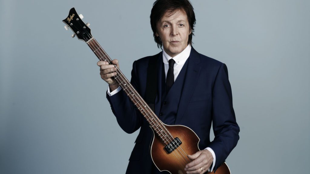 Paul McCartney traz ao Brasil mais uma de suas turnês, celebrando sua carreira e aproveitando 50 anos de um dos álbuns do The Beatles.