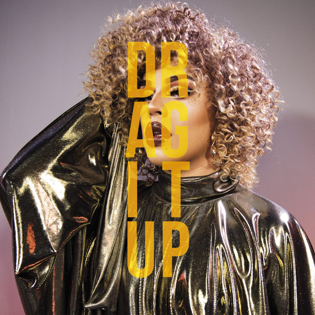 DRAG IT UP é uma playlist temática da ZINT, celebrando o sucesso das drag queens da música